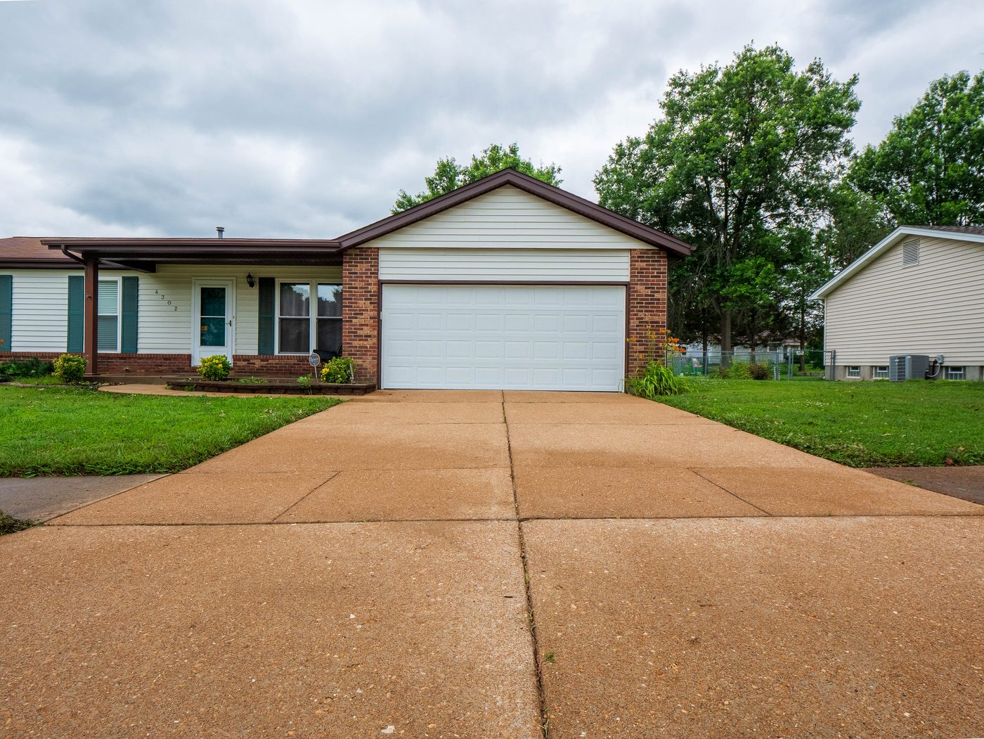 Driveway after professional pressure washing, South County St. Louis